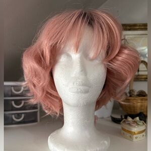Soft Rose Pink Short Wavy Women’s Wig - Lightweight Style